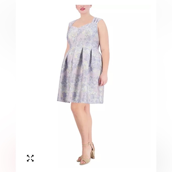 Vince Camuto Lavender Floral Midi Dress NWT - Picture 4 of 16